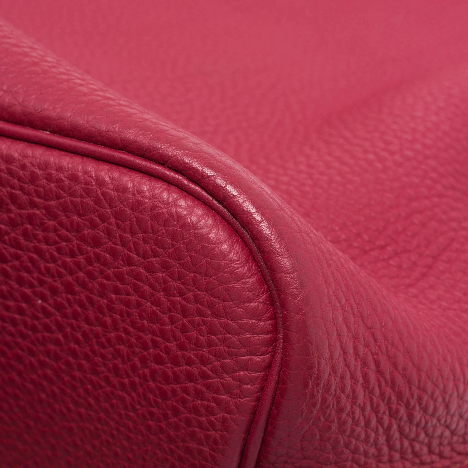 Hermes Rouge Grenat Togo Leather So Kelly 22 Bag For Women 10 Hermes Rouge Grenat Togo Leather So Kelly 22 Bag For Women - Image 8