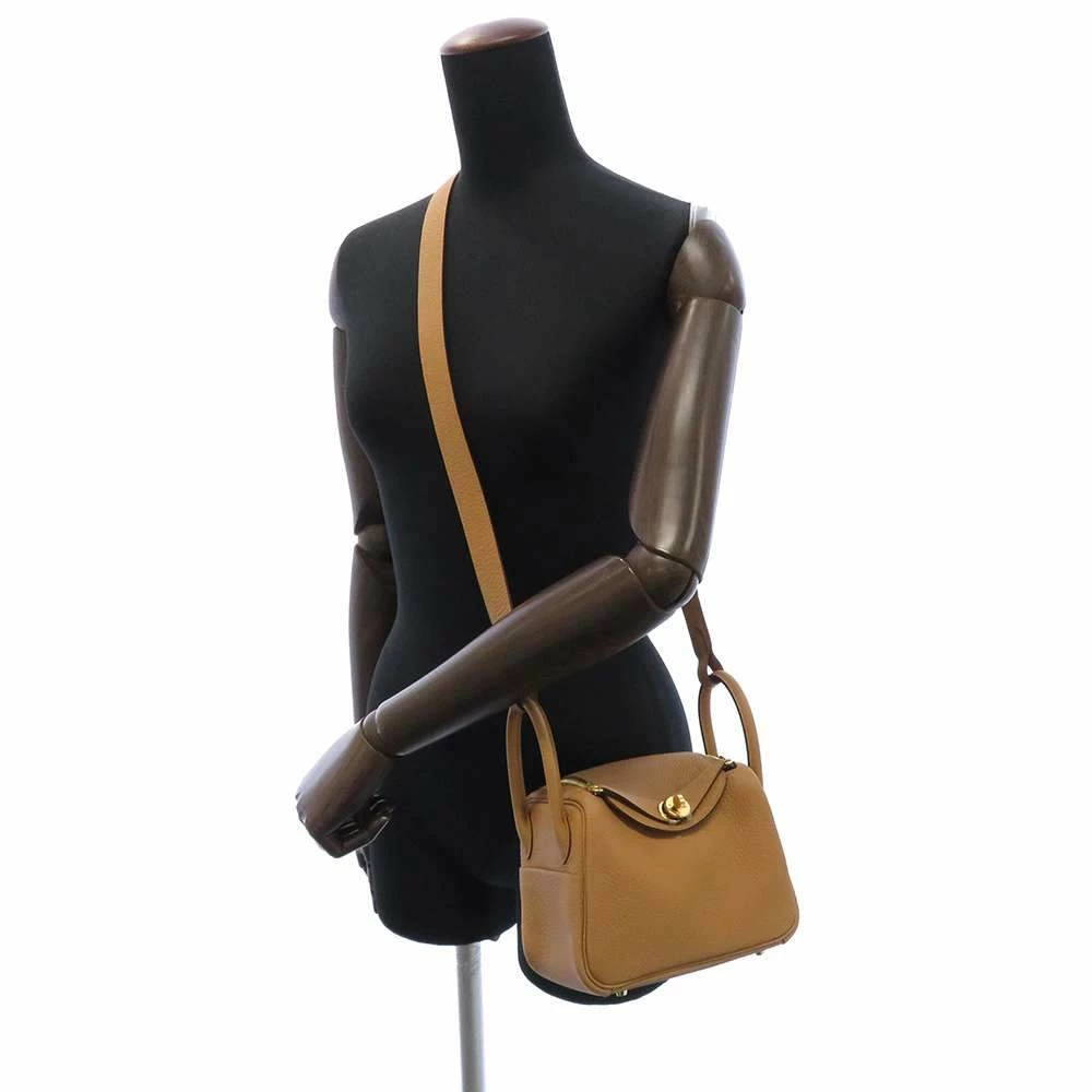 Hermes Brown Taurillon Clemence Leather Lindy Mini 20 Bag For Women 10 Hermes Brown Taurillon Clemence Leather Lindy Mini 20 Bag For Women - Image 8