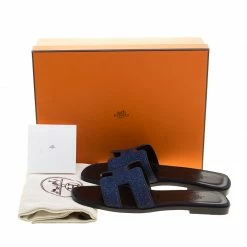 Hermes Blue Crystal Embellished Leather Oran Sandals Size 38 For Women 17 Hermes Blue Crystal Embellished Leather Oran Sandals Size 38 For Women -Deals Hermes Store luxury women hermes used shoes p142570 008