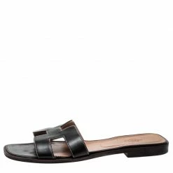 Hermes Dark Brown Leather Oran Flat Sandals Size 40 For Women -Deals Hermes Store luxury women hermes used shoes p197874 004