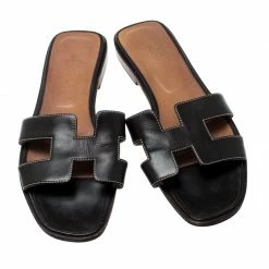 Hermes Dark Brown Leather Oran Flat Sandals Size 40 For Women -Deals Hermes Store luxury women hermes used shoes p197874 006