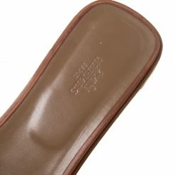 Hermes Brown Leather Oran Slip On Slides Size 41 For Women 16 Hermes Brown Leather Oran Slip On Slides Size 41 For Women -Deals Hermes Store luxury women hermes used shoes p217668 005