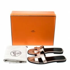Hermes Metallic Bronze Leather Oran Flat Slides Size 36 For Women -Deals Hermes Store luxury women hermes used shoes p218616 009