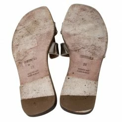 Hermes Dark Beige Patent Leather Oran Flat Slides Size 36 For Women 15 Hermes Dark Beige Patent Leather Oran Flat Slides Size 36 For Women -Deals Hermes Store luxury women hermes used shoes p233267 002