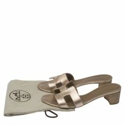 Hermes Metallic Bronze Leather Oasis Slide Sandals Size 39.5 For Women -Deals Hermes Store luxury women hermes used shoes p238175 1571417353 010