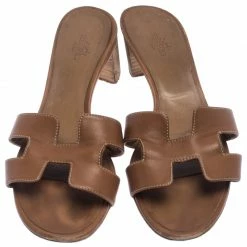 Hermes Brown Calf Leather Oasis Slide Sandals For Women -Deals Hermes Store luxury women hermes used shoes p238301 002
