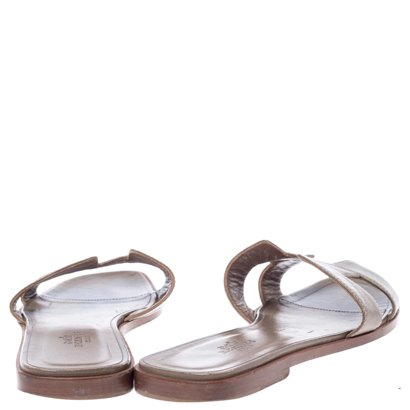 Hermes Brown Leather Oran Flat Slides Size 39 For Women 7 Hermes Brown Leather Oran Flat Slides Size 39 For Women - Image 5