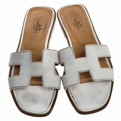 Hermes White Leather Oran Slide Sandals Size 39 For Women -Deals Hermes Store luxury women hermes used shoes p250496 003