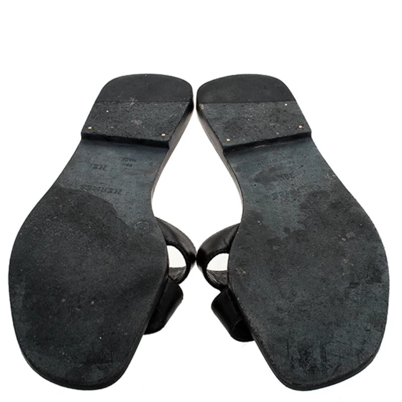Hermes Black Leather Medor Pyramid Oran Flat Slides Size 36.5 For Women 8 Hermes Black Leather Medor Pyramid Oran Flat Slides Size 36.5 For Women - Image 6