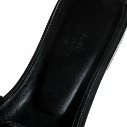 Hermes Black Leather Medor Pyramid Oran Flat Slides Size 36.5 For Women 16 Hermes Black Leather Medor Pyramid Oran Flat Slides Size 36.5 For Women -Deals Hermes Store luxury women hermes used shoes p251433 002