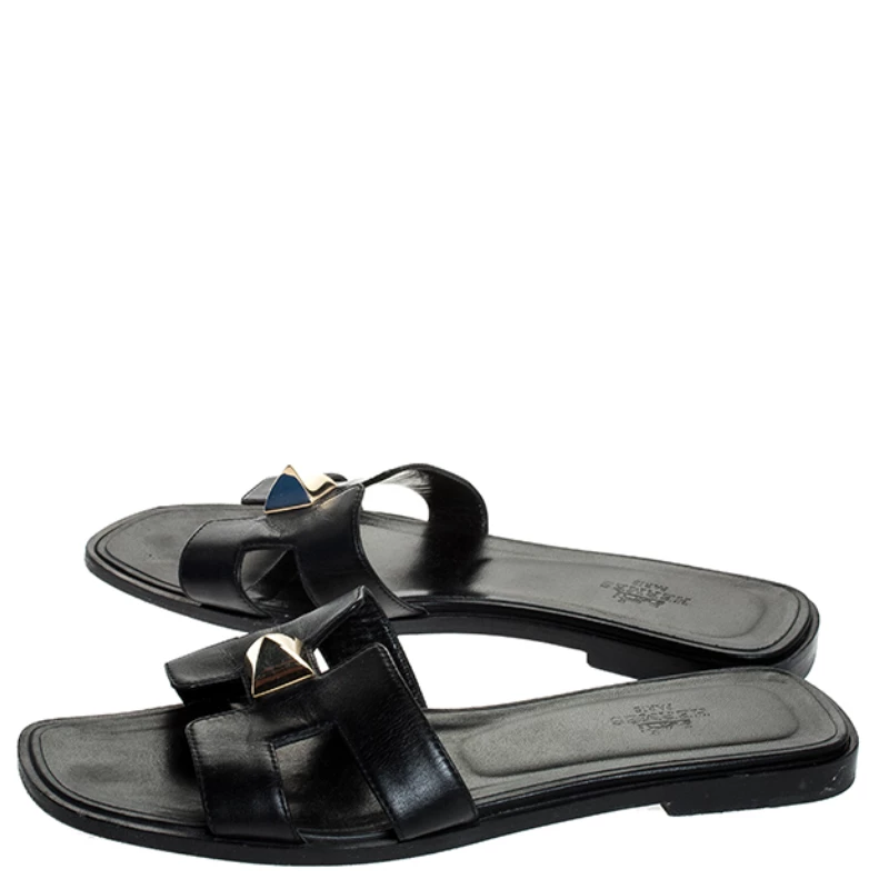 Hermes Black Leather Medor Pyramid Oran Flat Slides Size 36.5 For Women 6 Hermes Black Leather Medor Pyramid Oran Flat Slides Size 36.5 For Women - Image 4