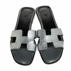 Hermes Metallic Gunmetal Textured Leather Oran Flat Slides Size 37 For Women -Deals Hermes Store luxury women hermes used shoes p257400 001