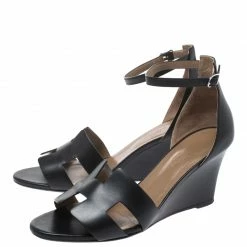 Hermes Black Leather Legend Wedge Ankle Strap Sandals Size 40 For Women -Deals Hermes Store luxury women hermes used shoes p269430 008