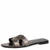 Hermes Metallic Grey Leather Oran Flat Slides 39 For Women