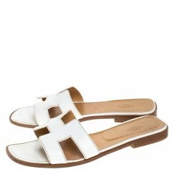 Hermes White Leather Oran Slide Sandals Size 40.5 For Women -Deals Hermes Store luxury women hermes used shoes p280465 007