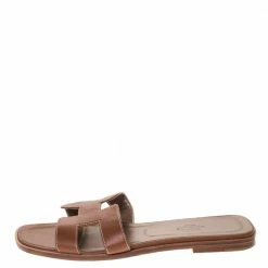 Hermes Brown Leather Oran Flat Slides Size 38.5 For Women -Deals Hermes Store luxury women hermes used shoes p286434 004