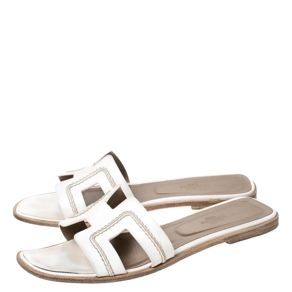 Hermes White Stitch Detail Leather Oran Slides Flats Size 41 For Women 6 Hermes White Stitch Detail Leather Oran Slides Flats Size 41 For Women - Image 4