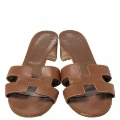 Hermes Brown Leather Oasis Slide Sandals Size 38 For Women 12 Hermes Brown Leather Oasis Slide Sandals Size 38 For Women -Deals Hermes Store luxury women hermes used shoes p314339 002