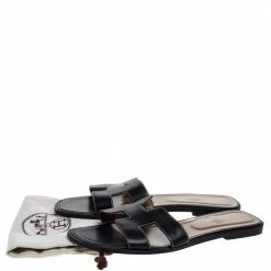 Hermes Black Leather Oran Flat Sandals Size 42 For Women -Deals Hermes Store luxury women hermes used shoes p321916 002