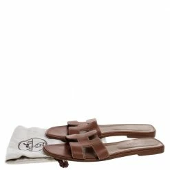 Hermes Brown Leather Oran Flat Sandals Size 42 For Women -Deals Hermes Store luxury women hermes used shoes p321917 001
