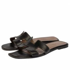 Hermes Black Leather Oran Flat Slides Size 39 For Women -Deals Hermes Store luxury women hermes used shoes p322707 006