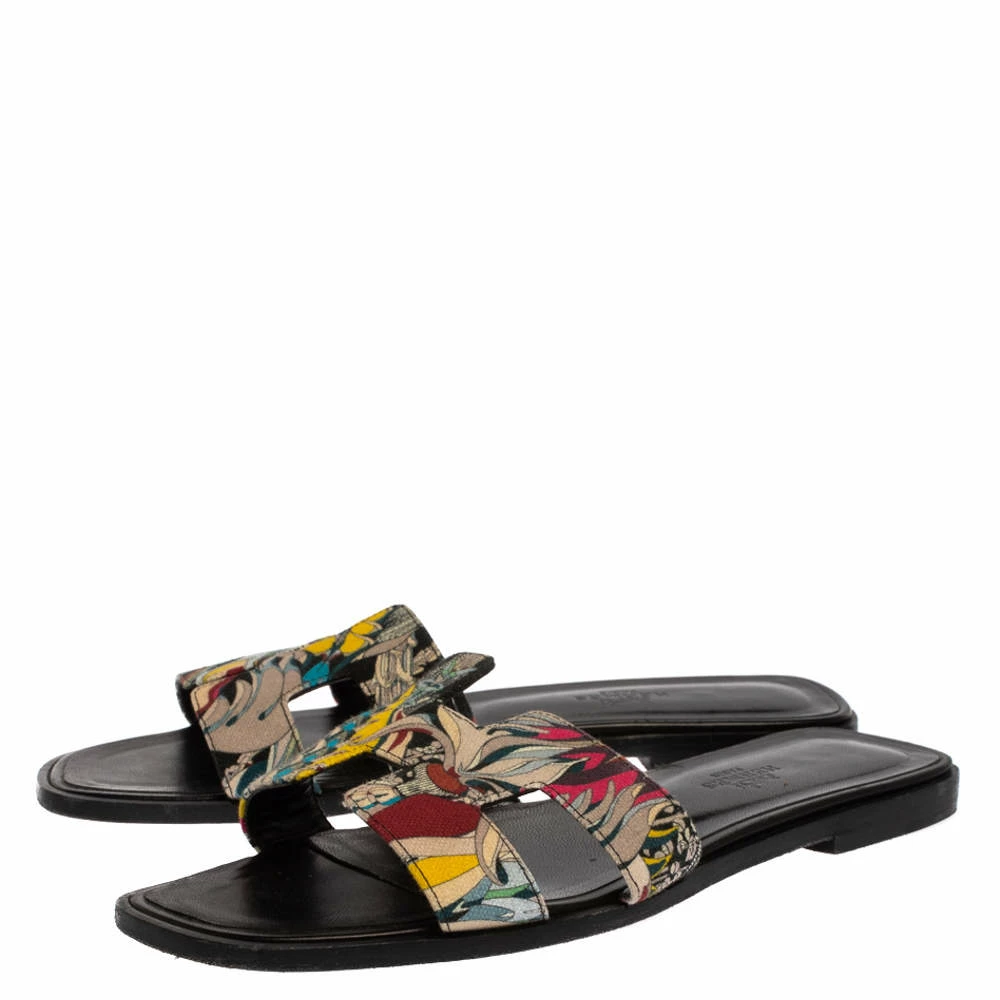 Hermes Multicolor Modernisme Tropical Print Canvas Oran Flat Slides Size 38 For Women 6 Hermes Multicolor Modernisme Tropical Print Canvas Oran Flat Slides Size 38 For Women - Image 4