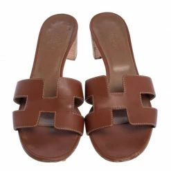 Hermes Brown Leather Oran Block Heel Sandals Size 39 For Women -Deals Hermes Store luxury women hermes used shoes p326160 1599738072 007