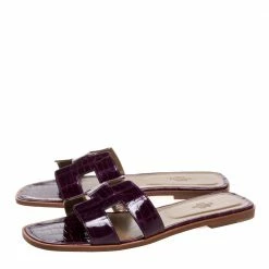 Hermes Purple Shine Alligator Oran Flat Sandals Size 42 For Women -Deals Hermes Store luxury women hermes used shoes p327908 001