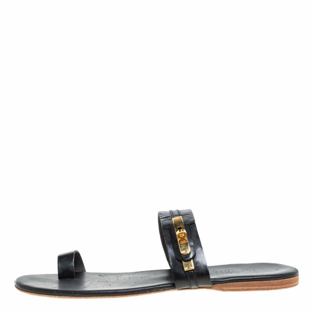 Hermes Black Leather Turn-Lock Embellished Ring Toe Flats Size 41 For Women 4 Hermes Black Leather Turn-Lock Embellished Ring Toe Flats Size 41 For Women - Image 2