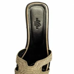 Hermes Metallic Pale Gold Twisted Metal Thread Oran Sandals Size 39 For Women -Deals Hermes Store luxury women hermes used shoes p329410 004