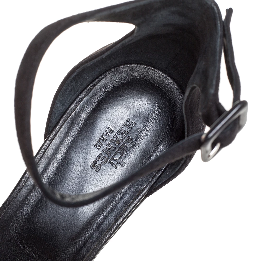 Hermes Black Suede And Patent Leather Leaf Detail Mambo Sandals Size 40 For Women 9 Hermes Black Suede And Patent Leather Leaf Detail Mambo Sandals Size 40 For Women - Image 7