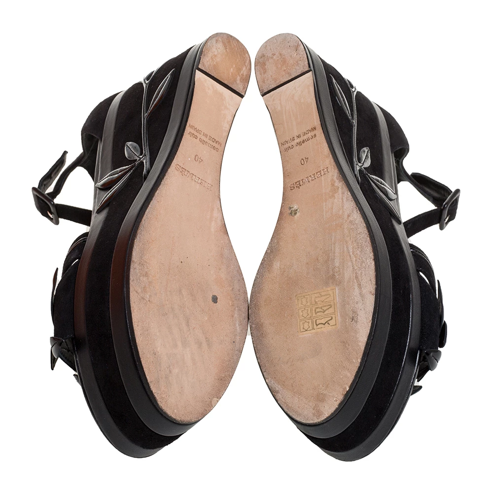 Hermes Black Suede And Patent Leather Leaf Detail Mambo Sandals Size 40 For Women 8 Hermes Black Suede And Patent Leather Leaf Detail Mambo Sandals Size 40 For Women - Image 6