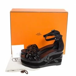 Hermes Black Suede And Patent Leather Leaf Detail Mambo Sandals Size 40 For Women 17 Hermes Black Suede And Patent Leather Leaf Detail Mambo Sandals Size 40 For Women -Deals Hermes Store luxury women hermes used shoes p334951 008