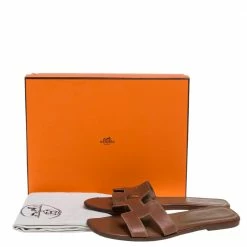 Hermes Brown Leather Oran Slide Sandals Size 38.5 For Women -Deals Hermes Store luxury women hermes used shoes p335030 001
