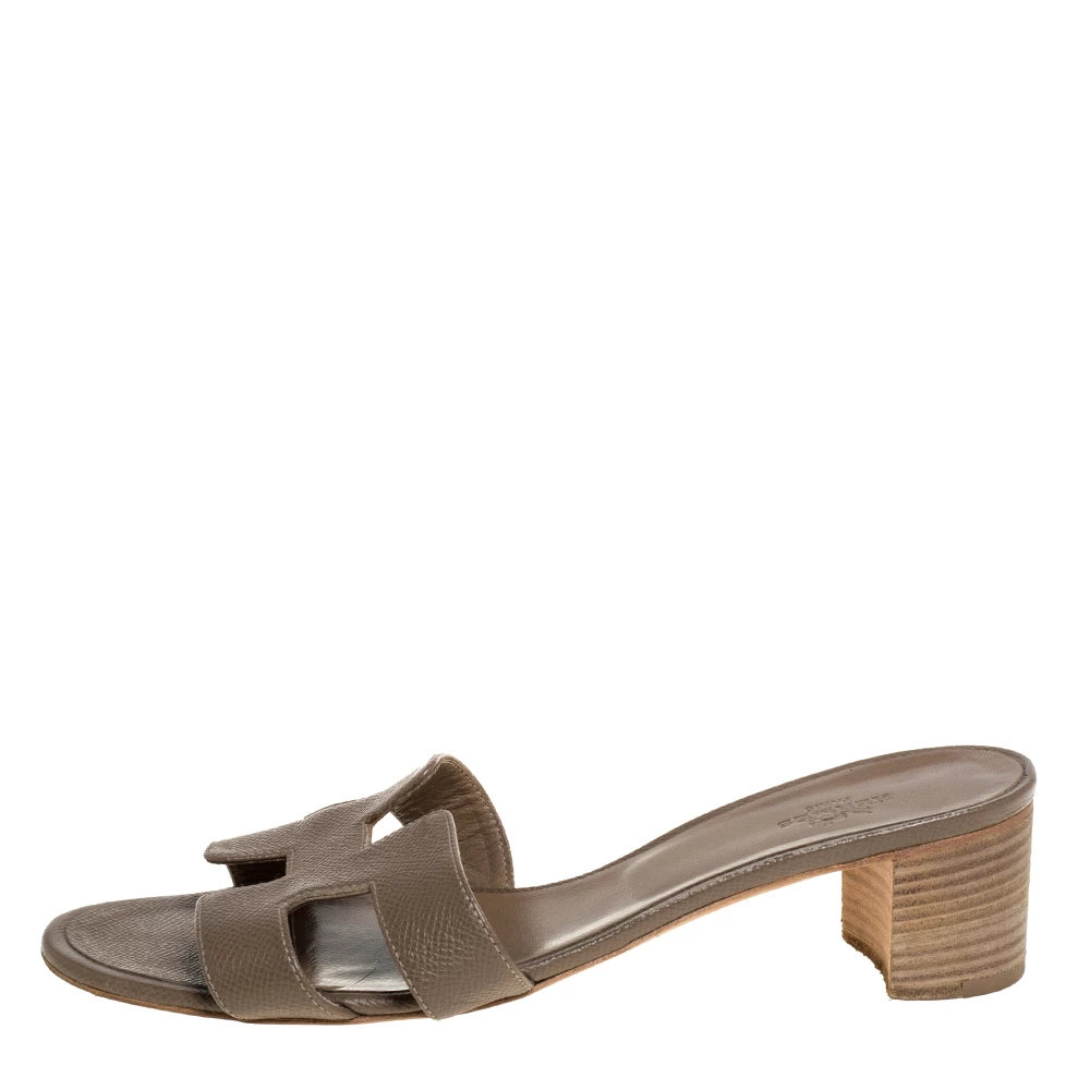 Hermes Grey Lizard Embossed Leather Oasis Open Toe Sandals Size 38.5 For Women 4 Hermes Grey Lizard Embossed Leather Oasis Open Toe Sandals Size 38.5 For Women - Image 2