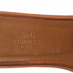 Hermes Hermès Brown Ostrich Leather Oran Sandals Size 37 For Women -Deals Hermes Store luxury women hermes used shoes p338327 008