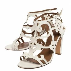 Hermes White Leather Karlotta Cut Out Ankle Strap Sandal Size 40 For Women 13 Hermes White Leather Karlotta Cut Out Ankle Strap Sandal Size 40 For Women -Deals Hermes Store luxury women hermes used shoes p341085 003