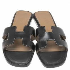 Hermes Black Leather Oran Flat Slides Size 39.5 For Women -Deals Hermes Store luxury women hermes used shoes p341569 003