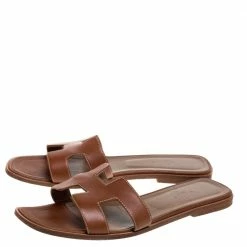 Hermes Hermès Brown Leather Oran Flats Size 41.5 For Women 13 Hermes Hermès Brown Leather Oran Flats Size 41.5 For Women -Deals Hermes Store luxury women hermes used shoes p353300 007