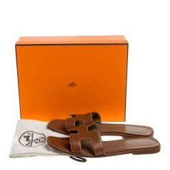 Hermes Hermès Brown Leather Oran Flats Size 41.5 For Women 17 Hermes Hermès Brown Leather Oran Flats Size 41.5 For Women -Deals Hermes Store luxury women hermes used shoes p353300 008