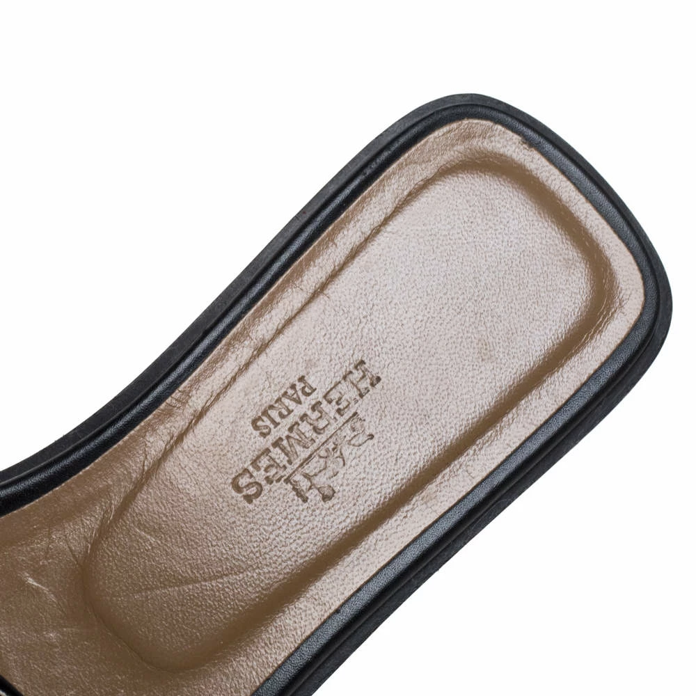 Hermes Hermès Black Leather Oran Slide Flats Size 35 For Women 9 Hermes Hermès Black Leather Oran Slide Flats Size 35 For Women - Image 7