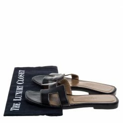 Hermes Hermès Black Leather Oran Slide Flats Size 35 For Women 17 Hermes Hermès Black Leather Oran Slide Flats Size 35 For Women -Deals Hermes Store luxury women hermes used shoes p355591 009