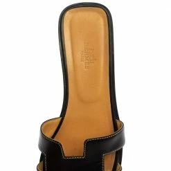 Hermes Black Leather Oran Slide Sandals Size 38.5 For Women 16 Hermes Black Leather Oran Slide Sandals Size 38.5 For Women -Deals Hermes Store luxury women hermes used shoes p362271 005