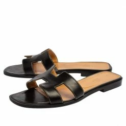 Hermes Black Leather Oran Slide Sandals Size 38.5 For Women 13 Hermes Black Leather Oran Slide Sandals Size 38.5 For Women -Deals Hermes Store luxury women hermes used shoes p362271 007