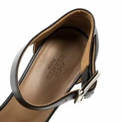 Hermes Black Leather Chain Print Wedge Sandals Size 37.5 For Women -Deals Hermes Store luxury women hermes used shoes p372147 005