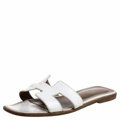 Hermes White Leather Oran Sandals Size 37.5 For Women