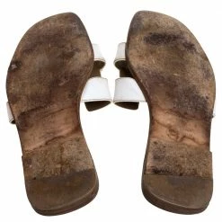 Hermes White Leather Oran Sandals Size 37.5 For Women -Deals Hermes Store luxury women hermes used shoes p373724 007