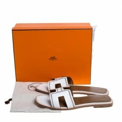 Hermes White Leather Oran Sandals Size 40 For Women -Deals Hermes Store luxury women hermes used shoes p373728 001