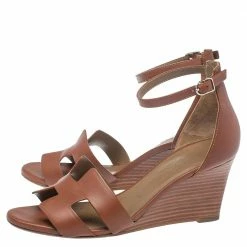 Hermes Brown Leather Legend Ankle Strap Wedge Sandals Size 37 For Women -Deals Hermes Store luxury women hermes used shoes p389444 002