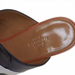 Hermes Hermès Tricolor Leather Ovation Slide Sandals Size 39 For Women 16 Hermes Hermès Tricolor Leather Ovation Slide Sandals Size 39 For Women -Deals Hermes Store luxury women hermes used shoes p410761 002
